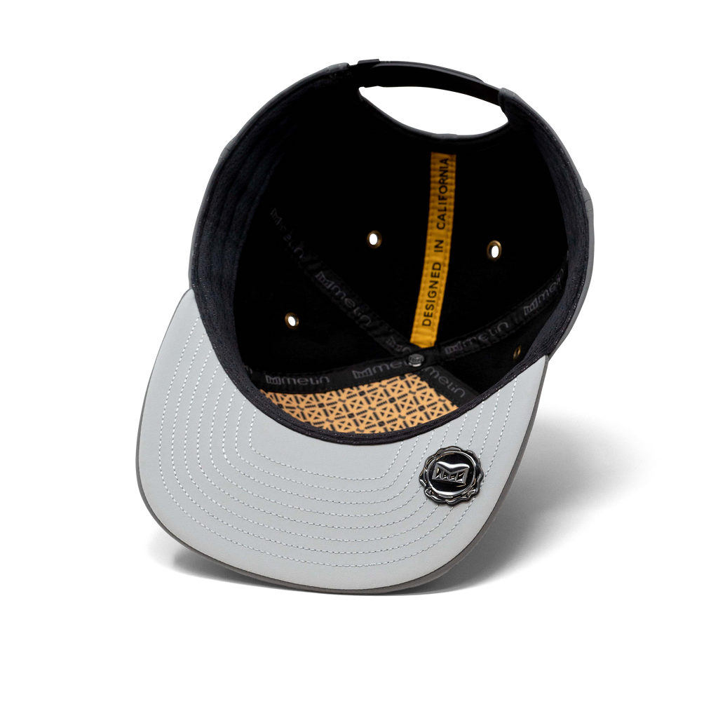 The inside view of the Trenches Icon Infinite Thermal Big Image - 6