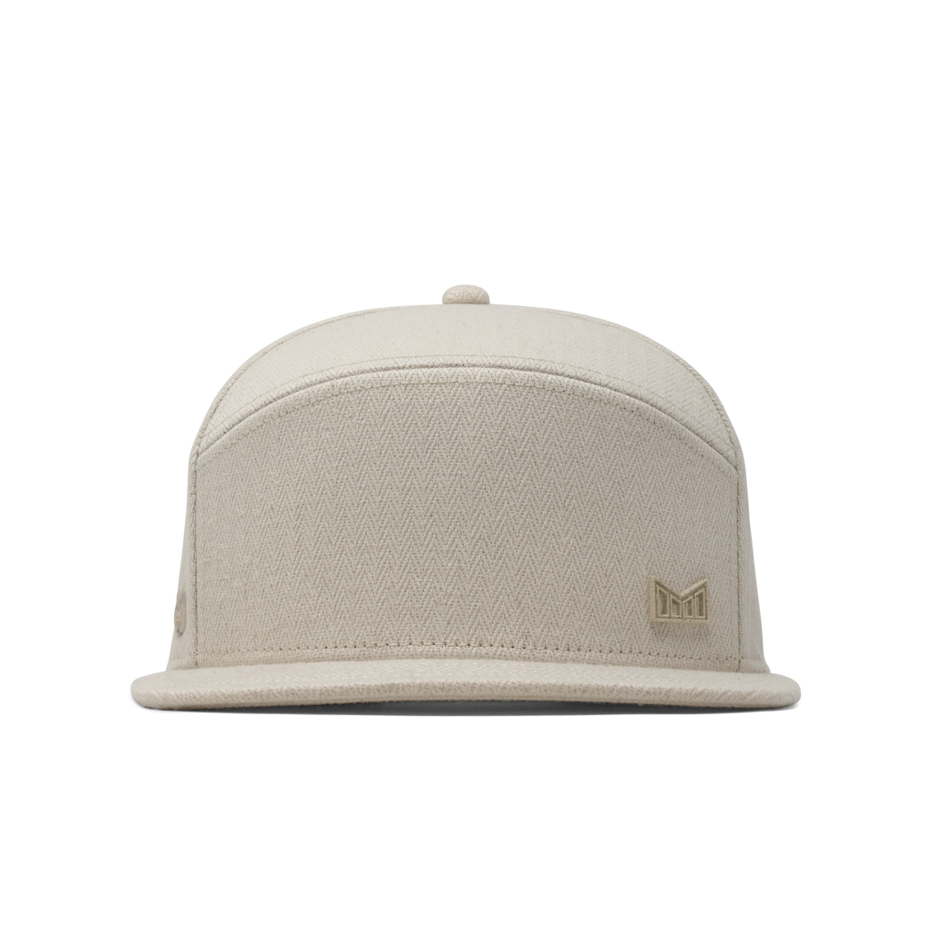 The front view of the melin Trenches Icon Mill Pinya Horizon Fit in Straw Big Image - 3